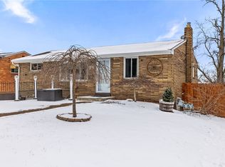 864 Tropical Ave, Pittsburgh, PA 15216