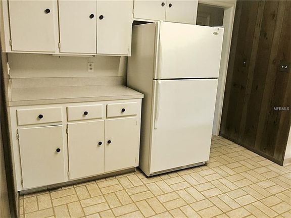 5th image of 114 Buena Vista Dr S