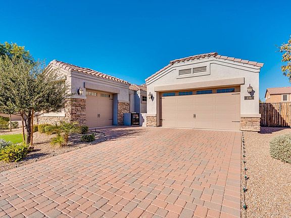4th image of 234 E Mead Dr