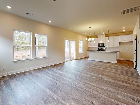 3rd image of 3811 Hallanday Dr Lot 109
