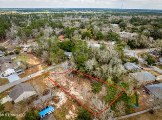 972 Kunia Ct #27, Diamondhead, MS 39525