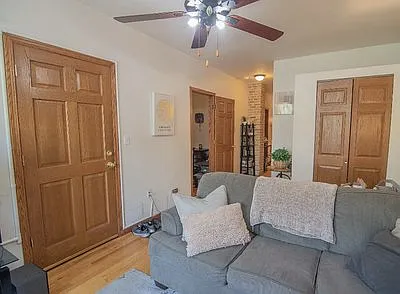 2041 N Leavitt St #2 — Photo 3