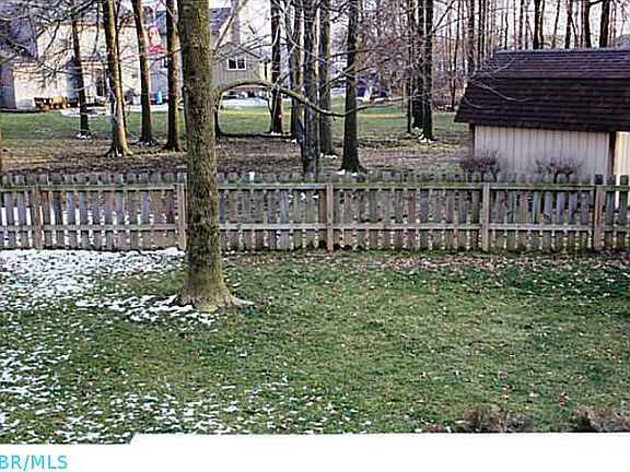 5th image of 7851 Antonio Ln