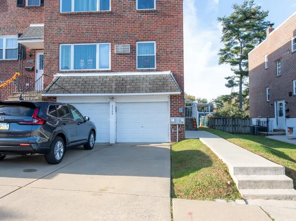 3968 Stevenson St, Philadelphia, PA 19114