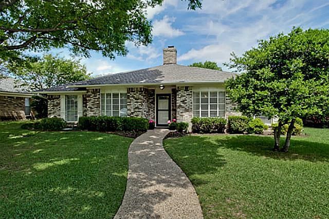 1st image of 1007 Rainbow Dr