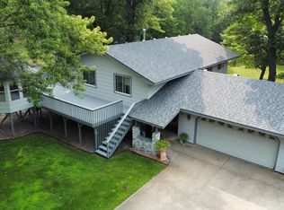 21761 Zumbrota St NE, East Bethel, MN 55011