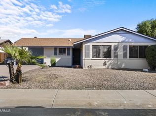 9037 N 52nd Dr, Glendale, AZ 85302