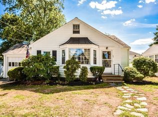 101 Sims Rd, Quincy, MA 02170