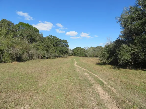 0 Fm 822, Edna, TX 77957