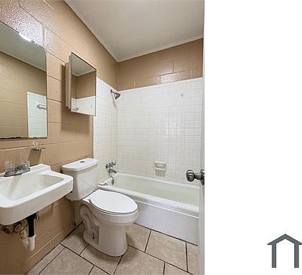 3rd image of 307 W Main St APT 3