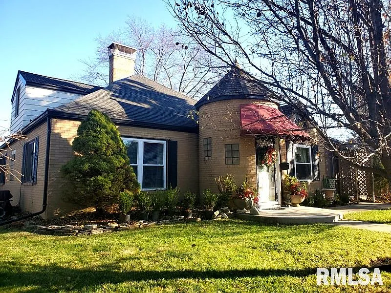 718 N Saint Anthony Pl photo 1