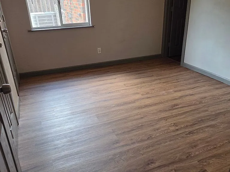 817 Hairston Graneronett Main St — Photo 6