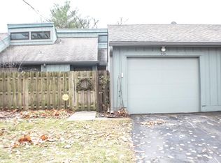 658 Cobblestone Rd, Avon, IN 46123