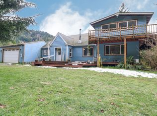 18646 Sitkum Ln, Myrtle Point, OR 97458