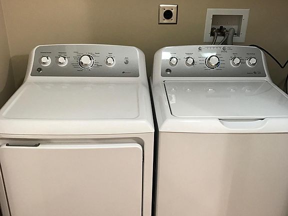 WASHER/DRYER IN UNIT