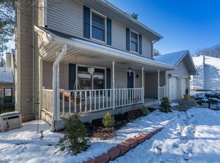 1210 E Chestnut Ct, Bloomington, IN