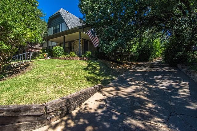 1st image of 905 Chateau Valee Cir