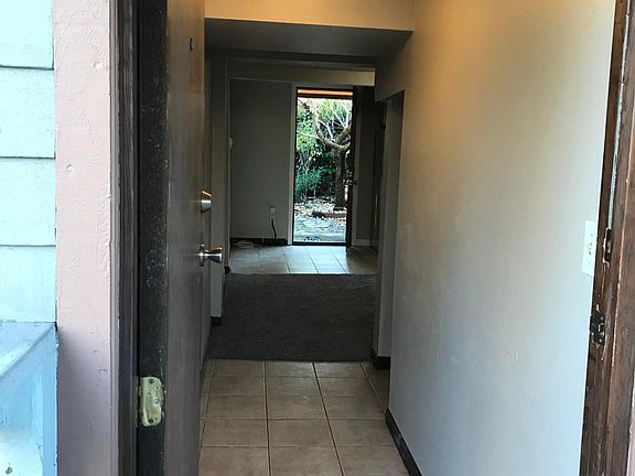 2nd image of 12260 Des Moines Memorial Dr S #B