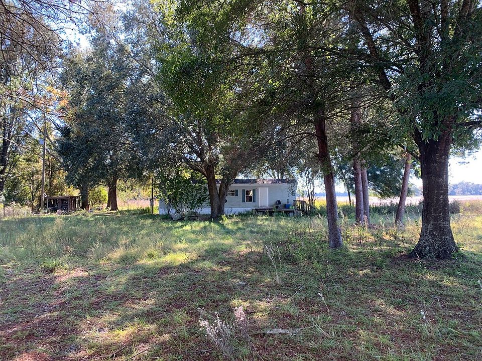 2nd image of 465 NE 776th Ave