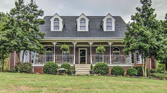 1st image of 816 S Sherbrooke Cir