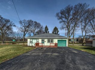 710 Stewart Ave, Elgin, IL 60120