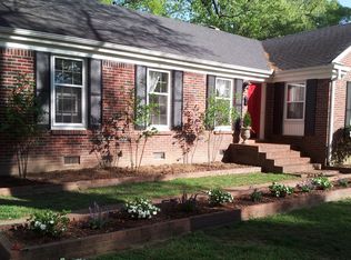 1074 Kings Park Rd, Memphis, TN 38117