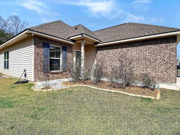 48241 Waltrip Ln, Tickfaw, LA 70466