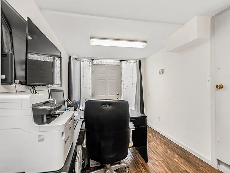 412 Warburton Ave #3 — Photo 7