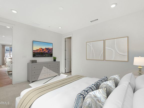 4th image of 2121 W Sonoran Desert Drive #114