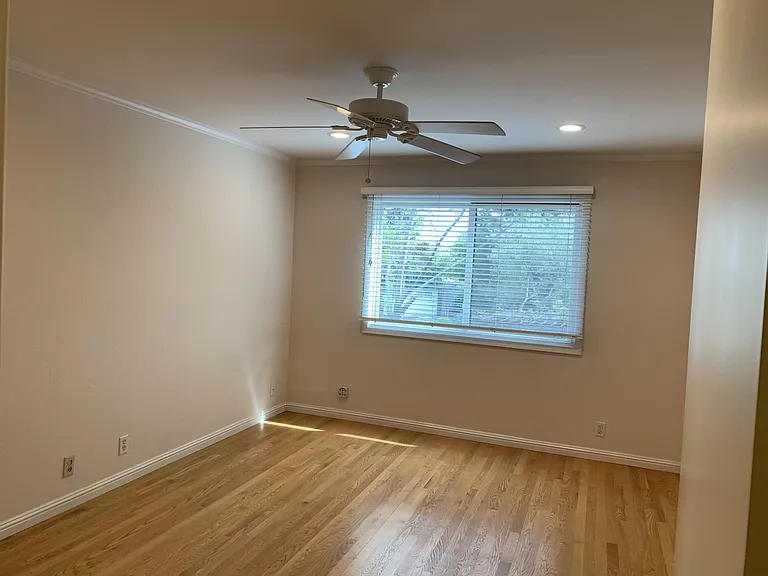 765 San Antonio Rd #31 — Photo 3