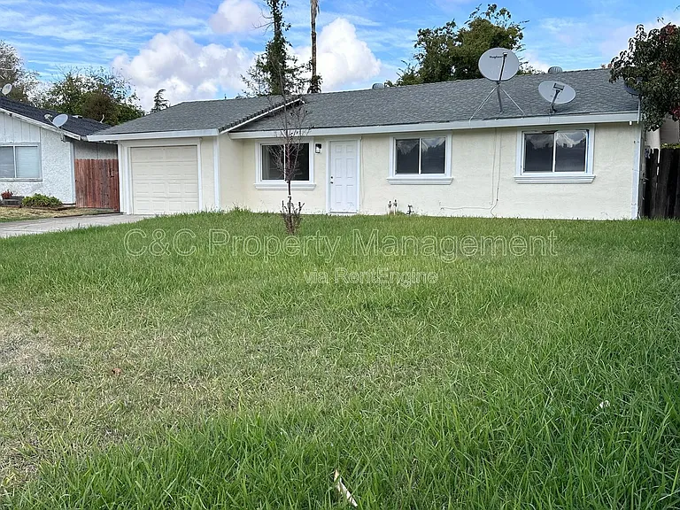 8709 Sangria Way — Photo 11