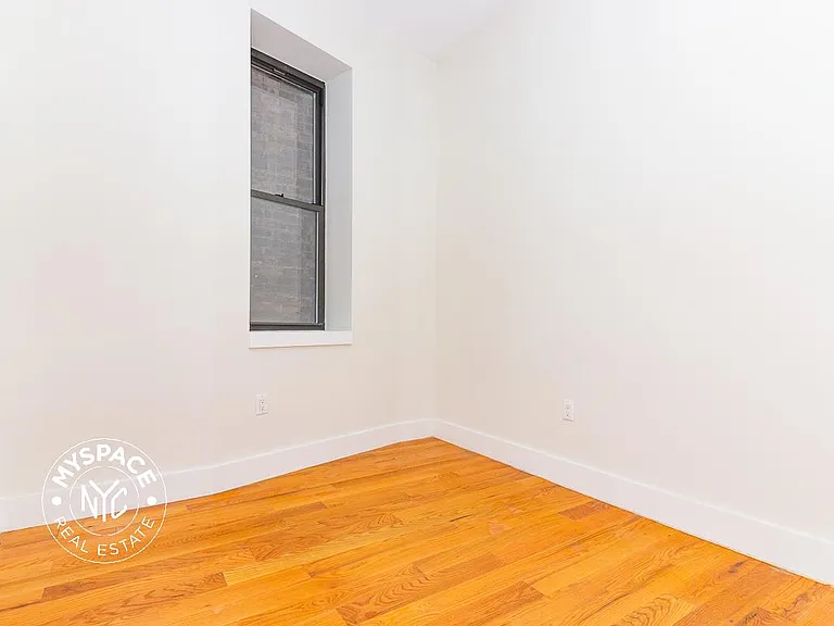 490 Kosciuszko St #2A — Photo 3