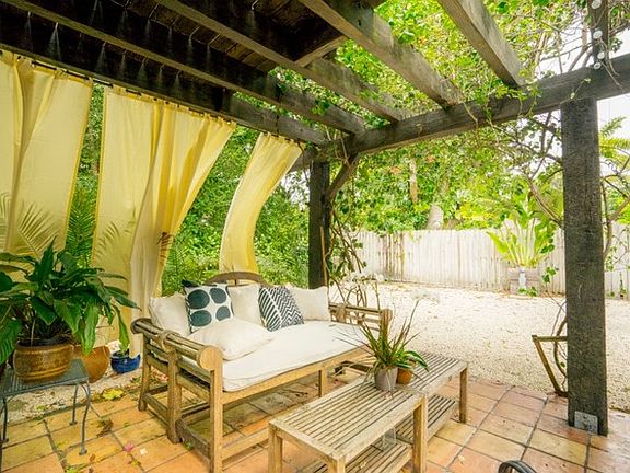 porch