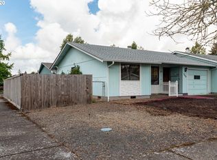 364 49th St, Springfield, OR 97478