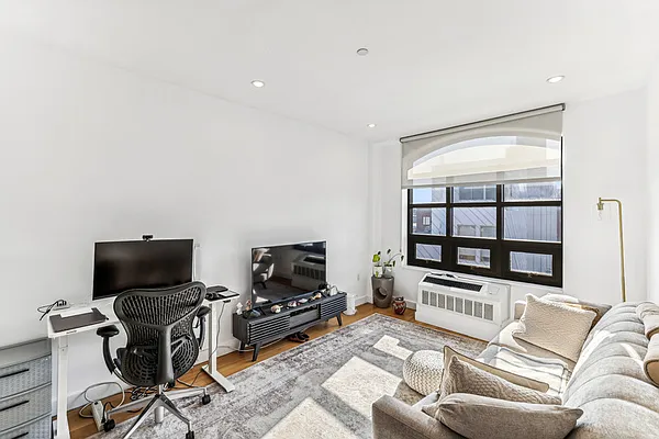 Rented by Cooper & Cooper Real Estate | media 12