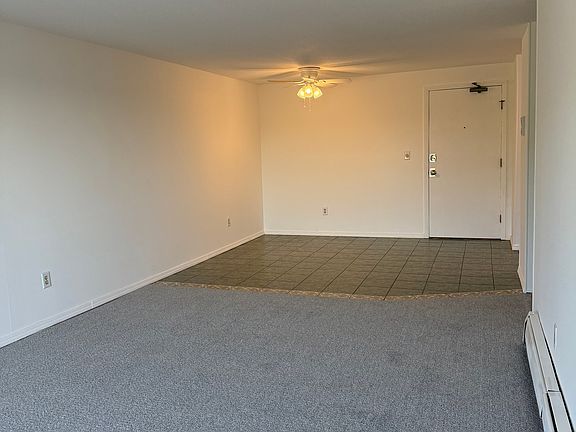 3rd image of 134 Mammoth Rd #28