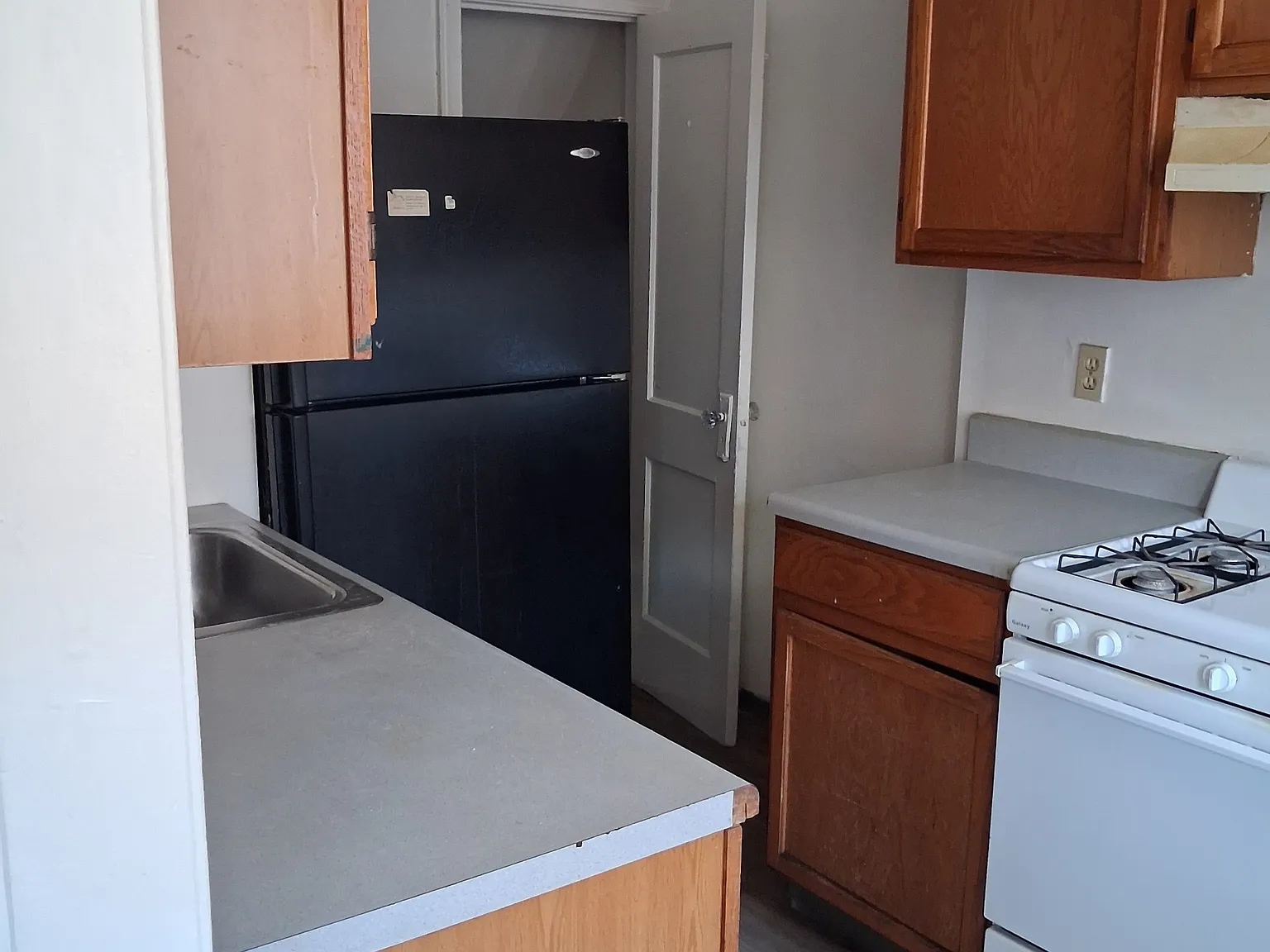 1421 Greeby Street — Photo 2