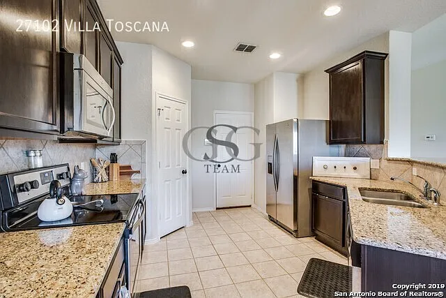 27102 Villa Toscana — Photo 10