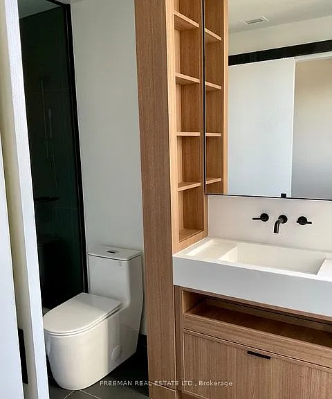 55 Charles St E #3706 — Photo 9