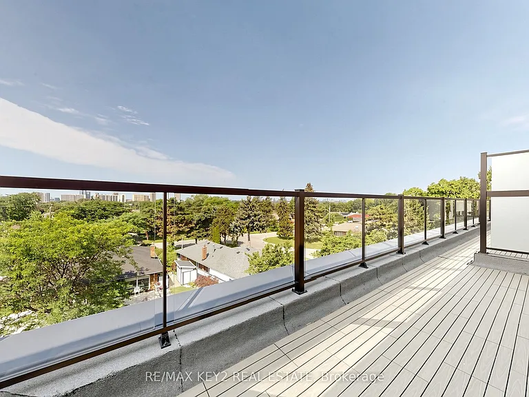 1670 Victoria Park Ave #213 — Photo 35