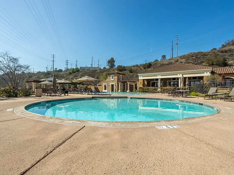 2802 Bellezza Dr — Photo 36