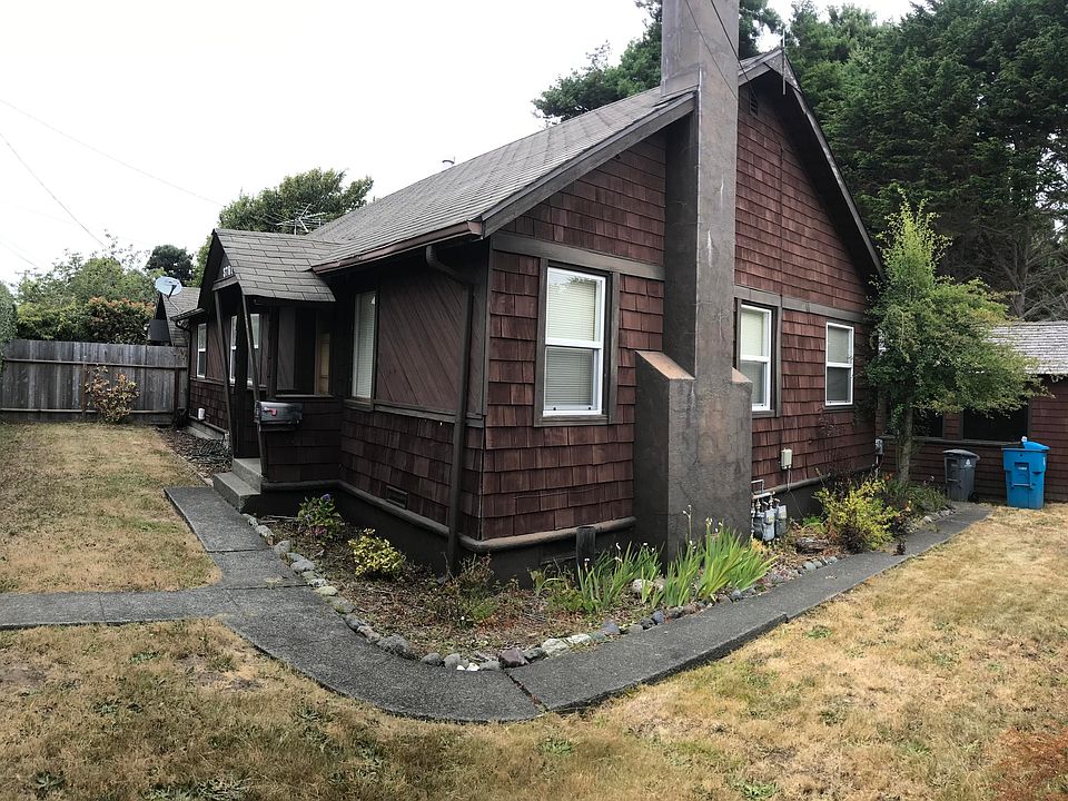 1st image of 3781 H St
