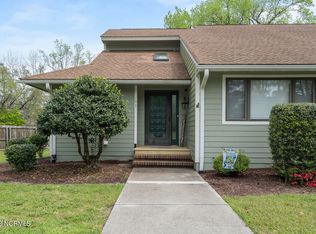 101 Crooked Creek Rd, Wilmington, NC 28409