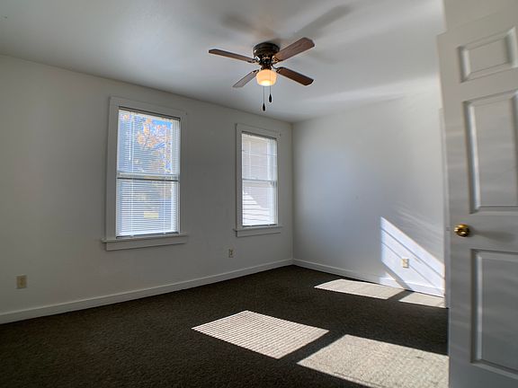 215CanningSt - 1stFloorBedroom(1)_11242020