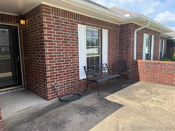 3rd image of 3804 Regency Pl #3804