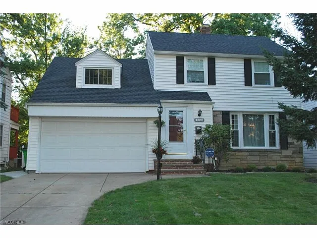 1380 Winston Rd photo 1