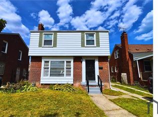 5010 Hillcrest St, Grosse Pointe, MI 48236