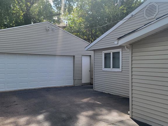 2nd image of 3112 8th St