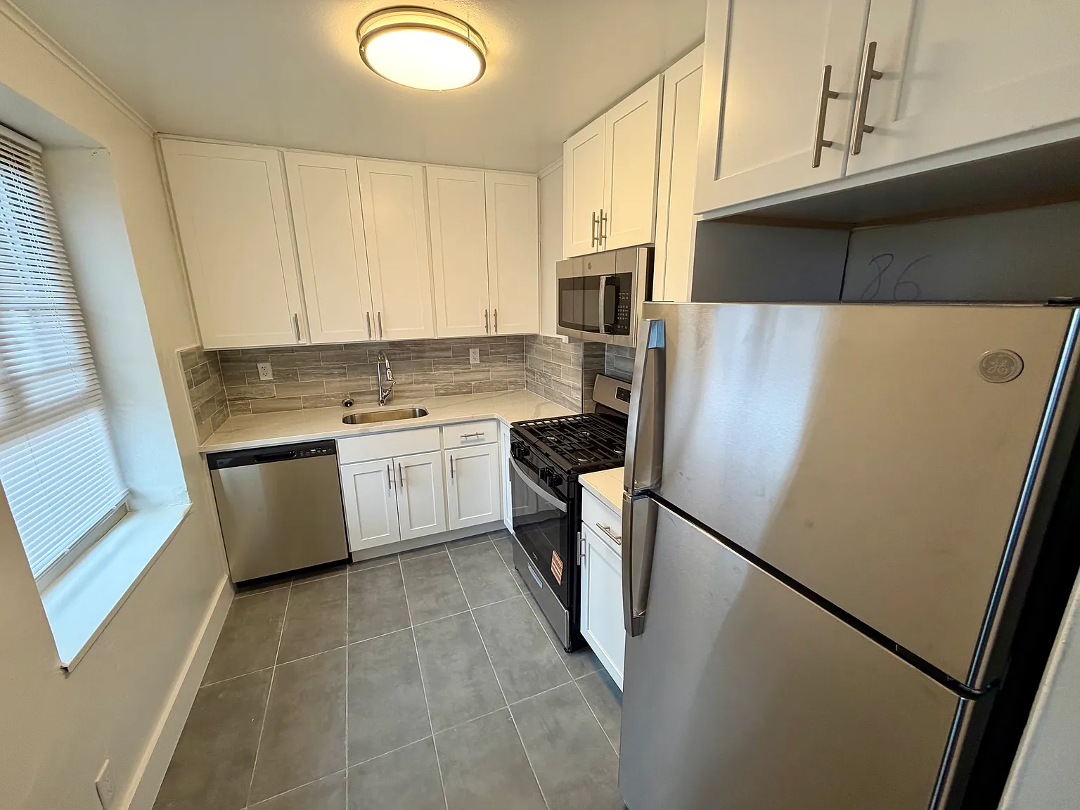 69th Ave, Fresh Meadows — Photo 3
