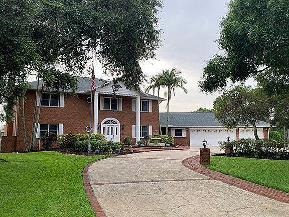 2nd image of 2870 Sandpiper Pl